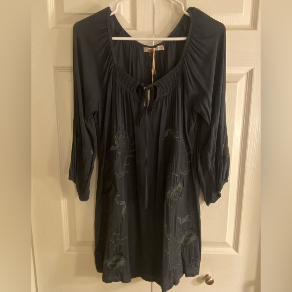 Boutique Navy Floral Stitched Pattern Mini Dress (size small)